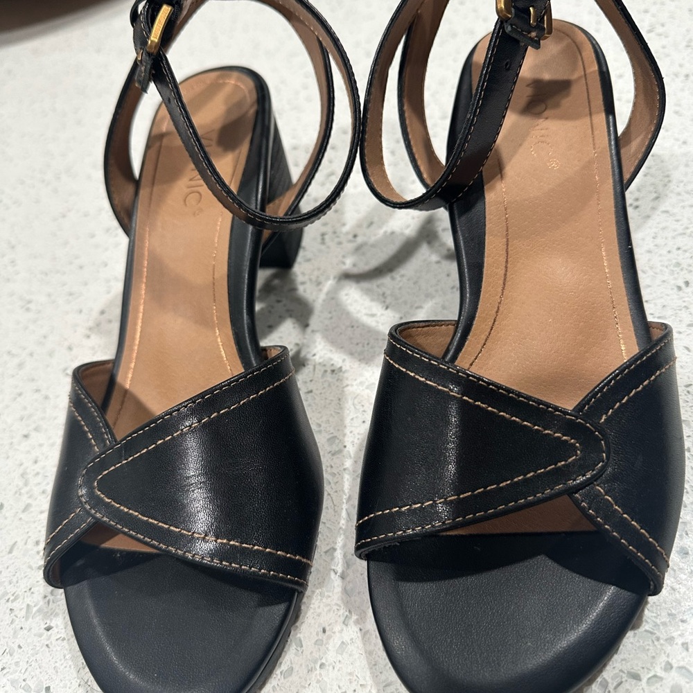 Vionic Isadora Women's Dressy Heeled Sandal